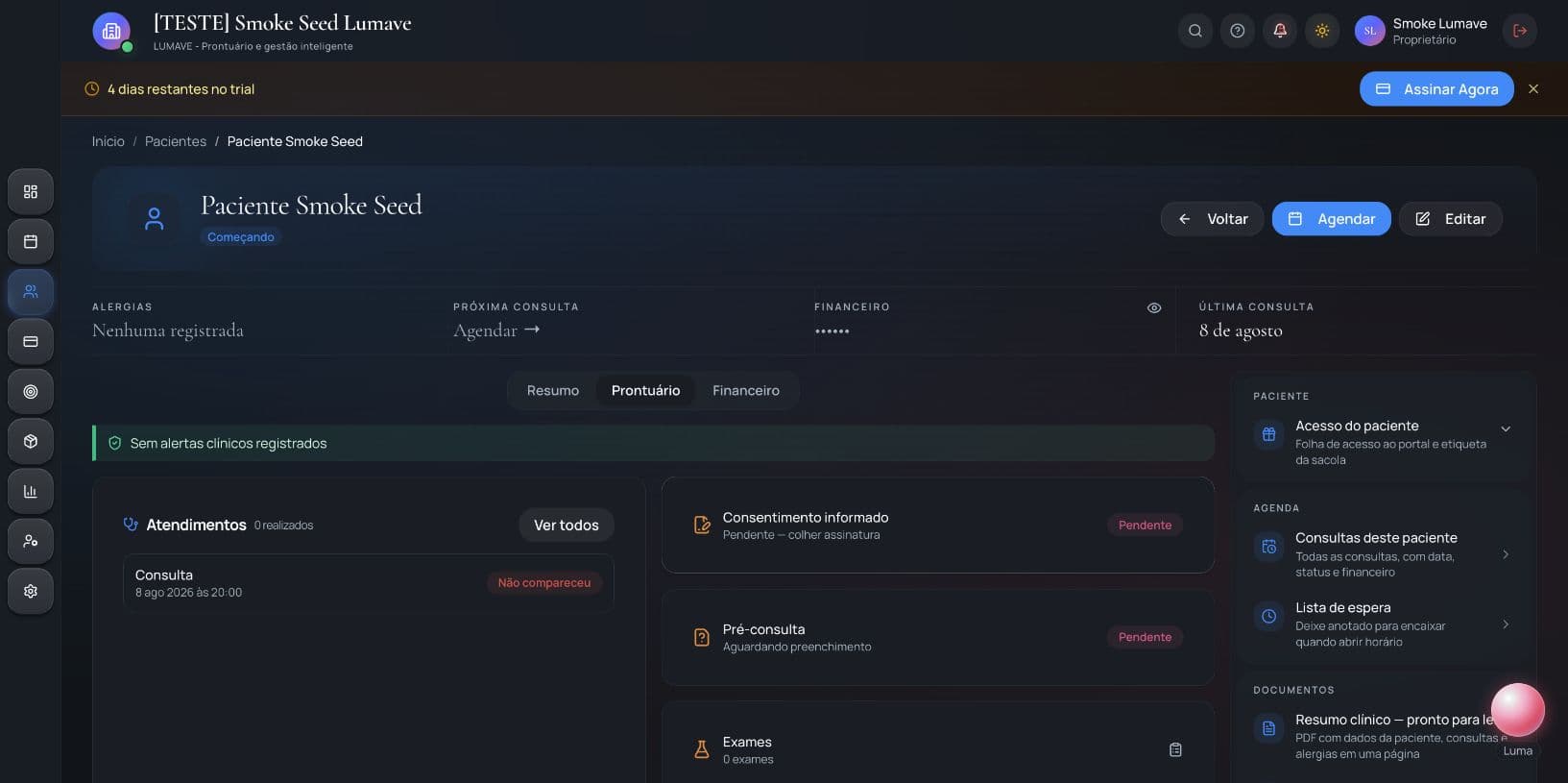 Prontuário eletrônico da Lumave aberto para um paciente demonstrativo, com atendimentos, consentimento, pré-consulta e exames